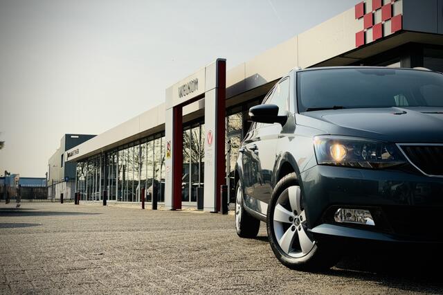 Skoda FABIA Combi 1.0 TSI Style Business | PDC | CLIMA | STOELVERWARMING