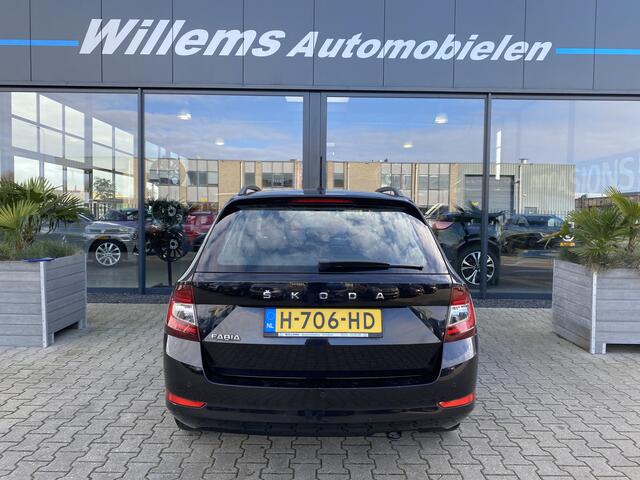 Skoda FABIA Combi 1.0 TSI Business Edition Navigatie , App Connect , Cruise Control met nieuwe riem