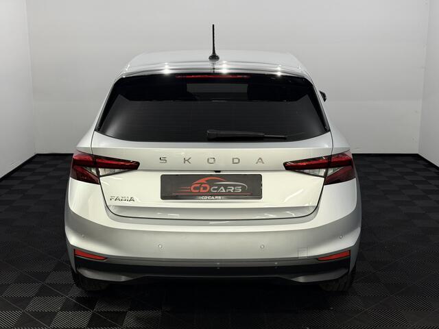 Skoda FABIA 1.0 TSI Business Edition Camera, Apple carplay, Keyless start, Virtual desk, Airco, Stoelverwarming, A start stop, Cruise control, Lichtmetalen velgen