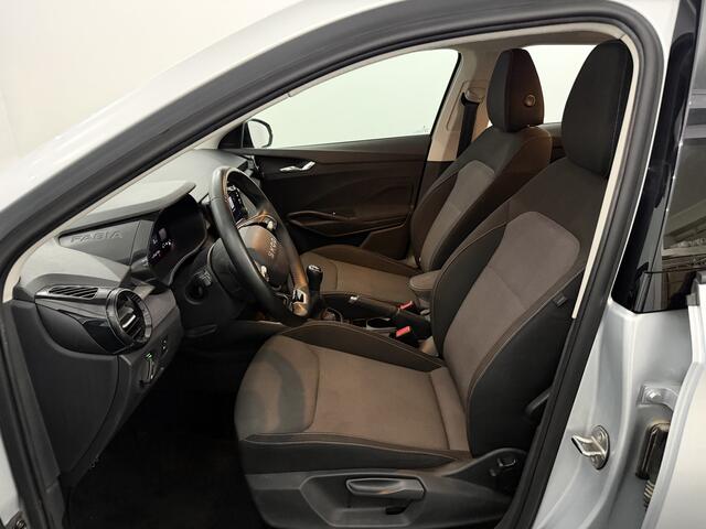 Skoda FABIA 1.0 TSI Business Edition Camera, Apple carplay, Keyless start, Virtual desk, Airco, Stoelverwarming, A start stop, Cruise control, Lichtmetalen velgen