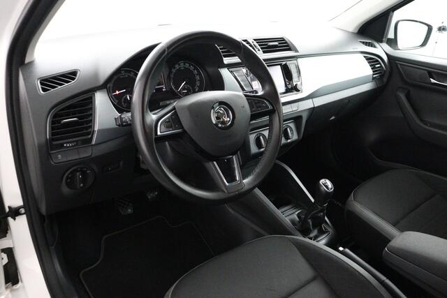 Skoda FABIA Combi 1.0 TSI Ambition, Orig.NL | Navi | LED | Apple Car Play | Trekhaak - RIJKLAAR