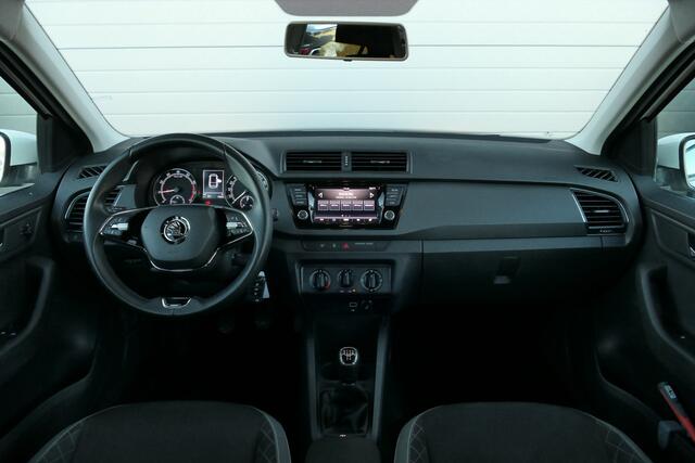 Skoda FABIA Combi 1.0 TSI Ambition |PDC|Carplay|Cruise control!