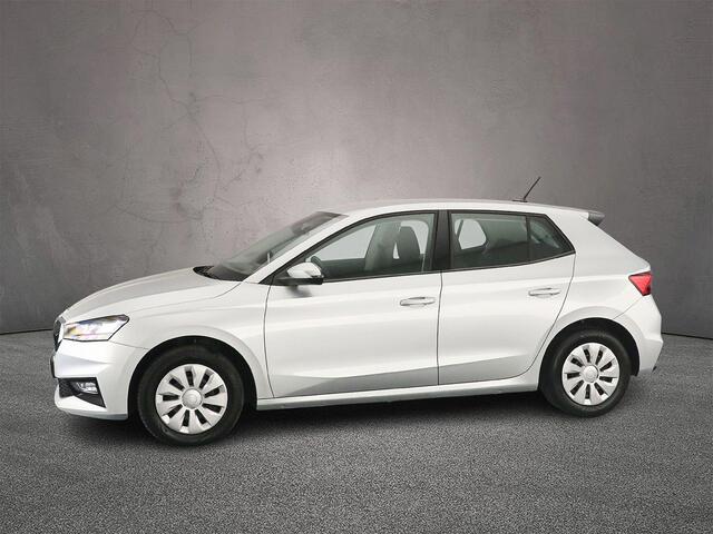 Skoda FABIA Essence 1.0 TSI 95pk Snelheidsbegrenzer, LED koplampen, Parkeersensor achter, App connect, DAB, Radio, Airco, Bluetooth