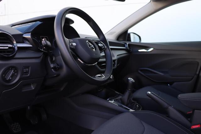 Skoda FABIA 1.0 TSI Ambition 95pk | ACC | Carplay | Sensoren | Airco