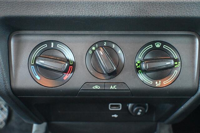 Skoda FABIA Combi 1.0 TSI Business Edition Airco Navigatie LED Cruise Control 1e Eigenaar Rijklaarprijs! Inruil Mogelijk!