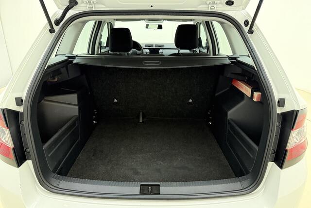Skoda FABIA Combi 1.0 Active | 75PK | Apple Carplay & Android Auto | Cruise Control | Airco | Elektrische Ramen Voor |