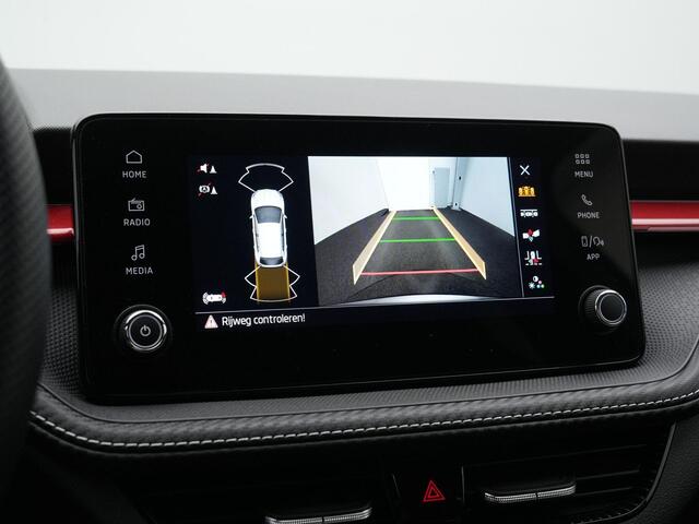 Skoda FABIA 1.0 TSI 115 pk DSG Monte Carlo | Achteruitrijcamera | Stoelverwarming | Adaptive Cruise | Keyless Entry