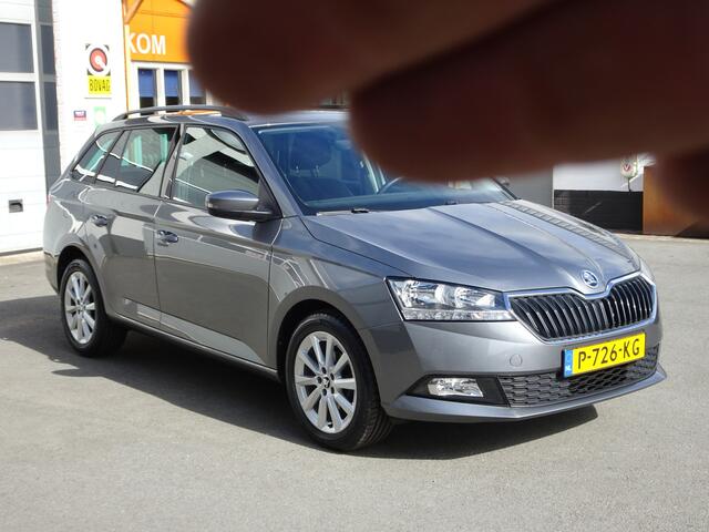 Skoda FABIA Combi 1.0 TSI Ambition Automatische airco, parkeersensoren, cruise controle, licht metalen velgen, apple carplay, android auto, trekhaak, winterwielen set, enz