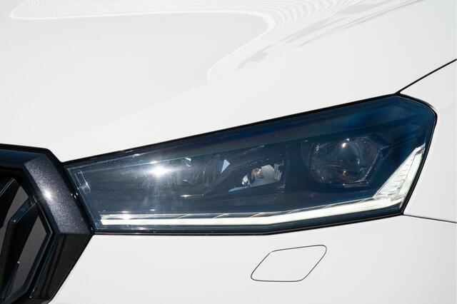 Skoda FABIA 130 Jaar Editie | 1.5 TSI 130kW / 180pk | DSG | 18 inch | Full LED | Camera | ACC | Side Assist | Stoel- Stuurverw.