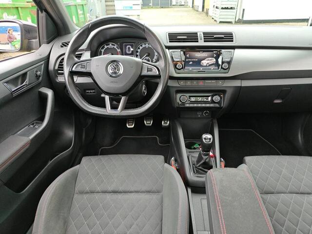 Skoda FABIA 1.0 TSI Sport business | Panorama | Keyless | Camera | Stoelverw.