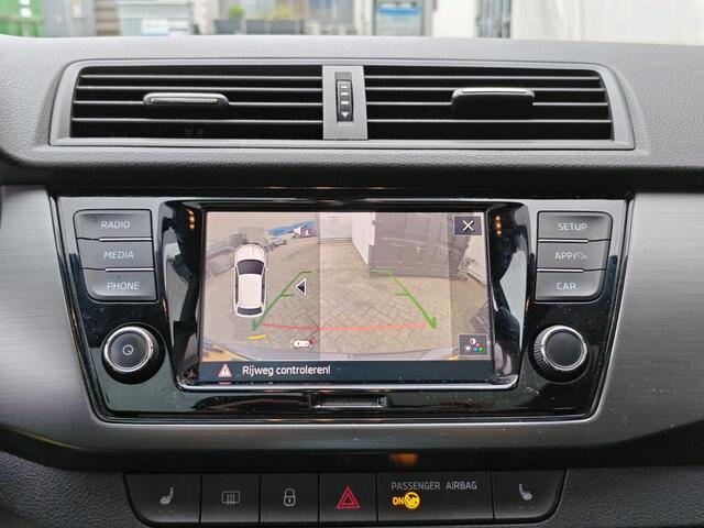 Skoda FABIA 1.0 TSI Sport business | Panorama | Keyless | Camera | Stoelverw.