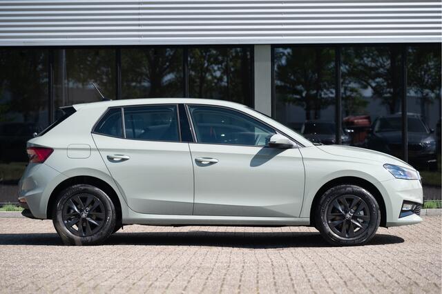 Skoda FABIA 1.0 TSI 115pk DSG Selection | Navi by App | Camera | Keyless | PDC V+A