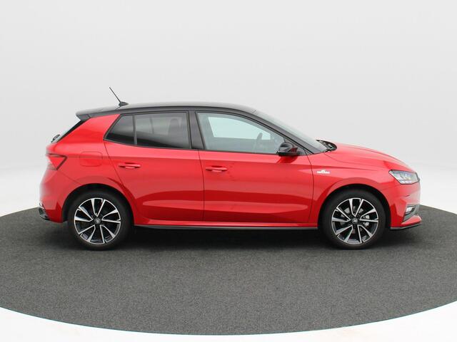 Skoda FABIA 1.0 TSi Monte Carlo 115 Pk | Stoelverwarming | Camera | Climatronic | CarPlay | Cruise Control | 17 Inch | 27.303 Km !!