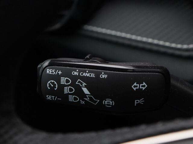 Skoda FABIA 1.0 TSi Monte Carlo 115 Pk | Stoelverwarming | Camera | Climatronic | CarPlay | Cruise Control | 17 Inch | 27.303 Km !!