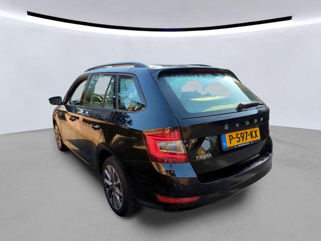 Skoda FABIA Combi 1.0 TSI Business Edition DSG Automaat Parkeersensoren / App-connect / Cruise control / Airco / LM velgen
