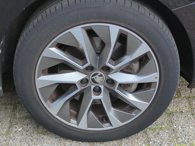 Skoda FABIA Combi 1.0 TSI Business Edition DSG Automaat Parkeersensoren / App-connect / Cruise control / Airco / LM velgen