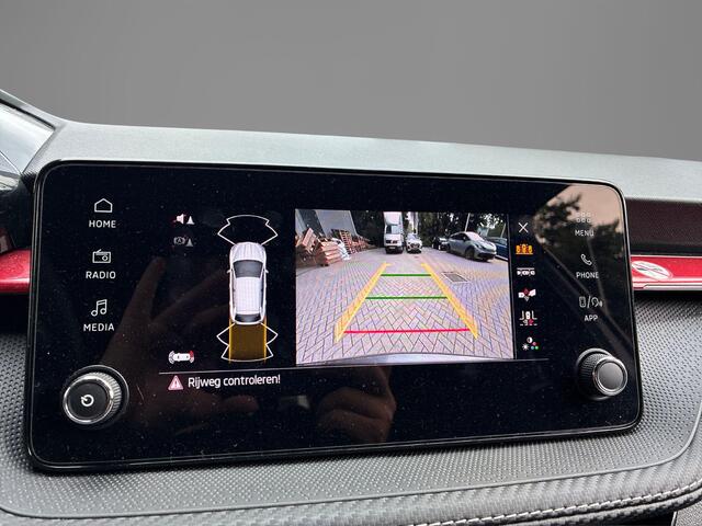 Skoda FABIA 1.0 TSI 115pk DSG Monte Carlo · Camera · Keyless · Stoelverwarming · Apple/Android Car Play · Cruise Control · 17"Velgen · Sportstoelen · Garantie t/m 18-08-2029 of 100.000km