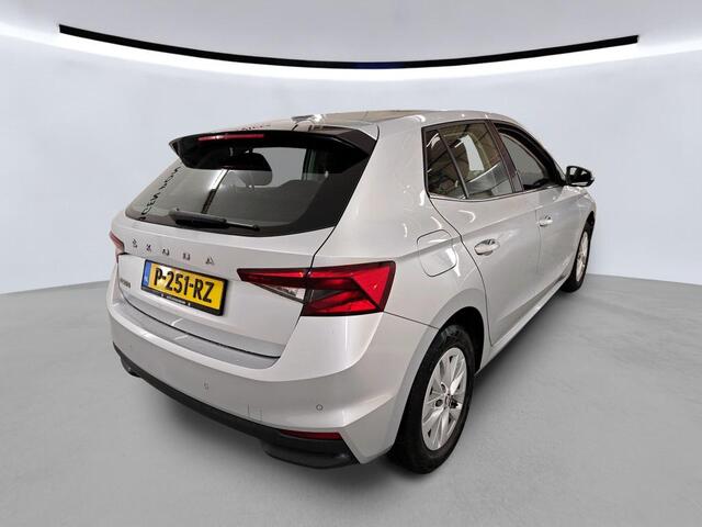Skoda FABIA 1.0 TSI Business Edition / PARKEER SENSOREN/ NAVI/ DIGITAL DASH/ AIRCO