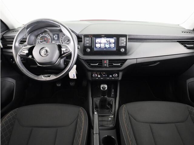 Skoda Kamiq 1.0 TSI Ambition 110 pk | Navigatie via App | Parkeersensoren achter | Autom. airco | Cruise control | LED koplampen |
