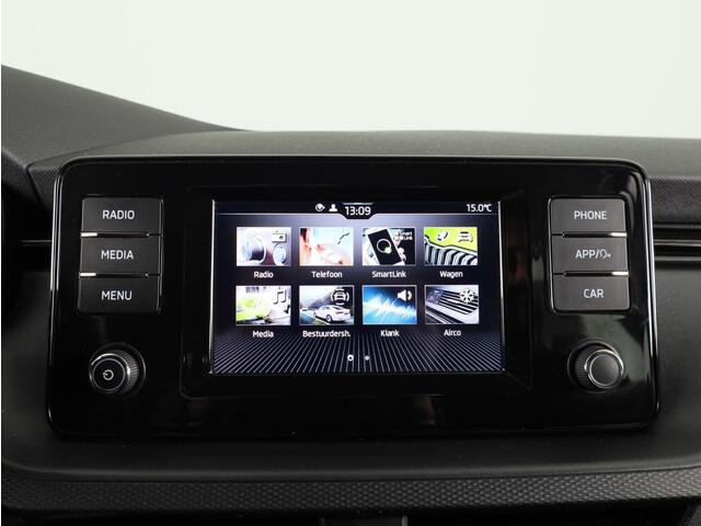 Skoda Kamiq 1.0 TSI Ambition 110 pk | Navigatie via App | Parkeersensoren achter | Autom. airco | Cruise control | LED koplampen |
