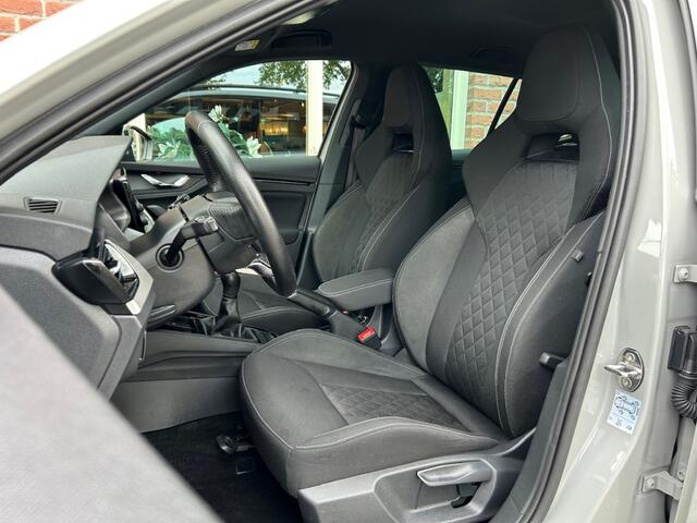Skoda Kamiq 1.0 TSI Sport bns STOELVERW. / SPORTSTOELEN / LED / LANE&FRONT A