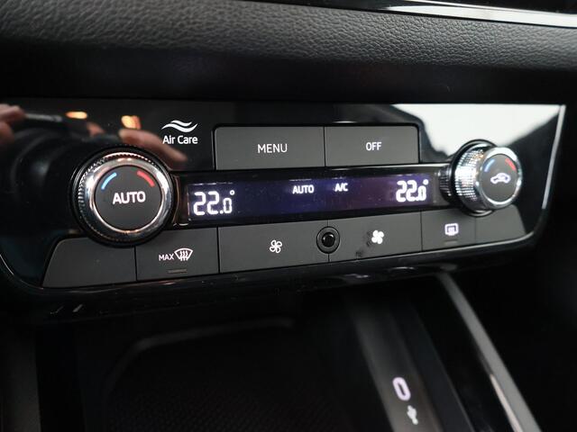 Skoda Kamiq 1.0 TSI 115 PK Selection | Travel Pakket | 16" Lichtmetalen velgen | Apple Carplay/Android Auto | Climate controle |