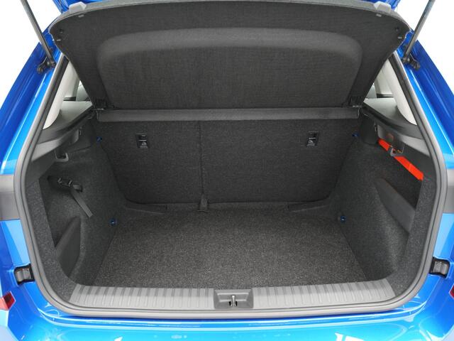 Skoda Kamiq 1.0 TSI 110pk Ambition Navi via app Camera Cruise Lm velgen 147