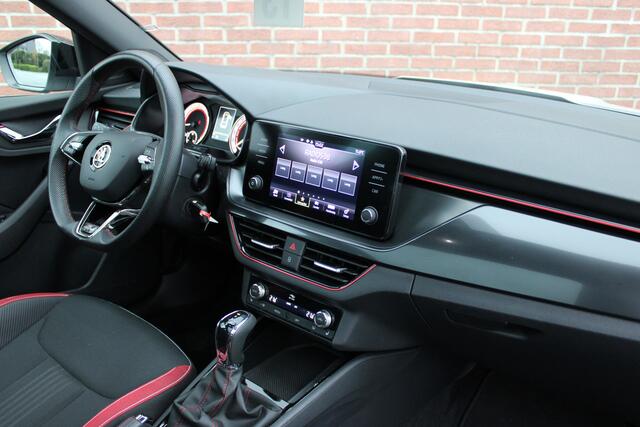 Skoda Kamiq 1.0 111PK DSG Monte Carlo |PANO-DAK|SPORTSTOELEN|17-INCH|