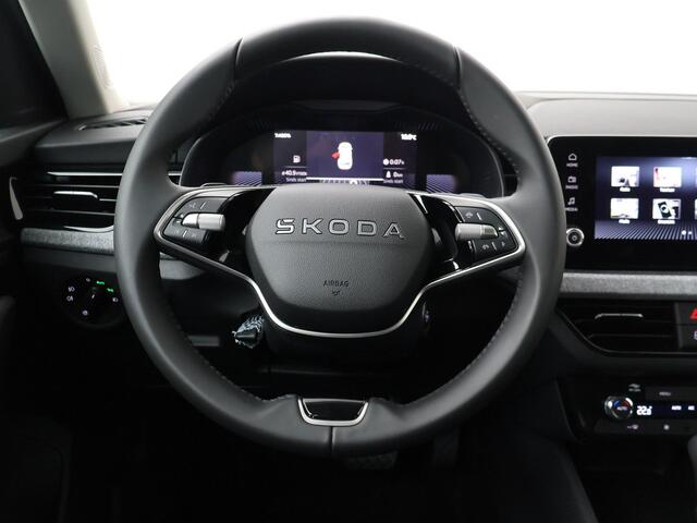 Skoda Kamiq Selection 1.0 TSI 115 PK 7 versn. DSG Automaat | Parkeersensoren | 16" Lichtmetalen velgen | Apple Carplay/Android Auto |