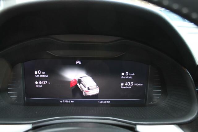 Skoda Kamiq 1.0 TSI AMBITION CLIMA CRUISE VIRTUAL DASHBORD TREKHAAK