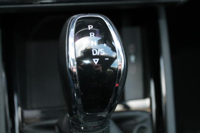 Skoda Kamiq 1.0 TSI AMBITION CLIMA CRUISE VIRTUAL DASHBORD TREKHAAK