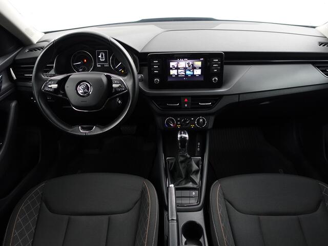 Skoda Kamiq 1.0 TSI Sport Business Aut- Carplay, Android Auto, Stoelverwarming, Keyless, Park Assist, Lane Assist