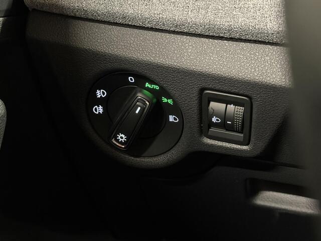 Skoda Kamiq 1.0 TSI Business Edition Automaat | DSG | LED | Cruise | Clima | LM-Velgen ( Vestiging - Nieuwegein )