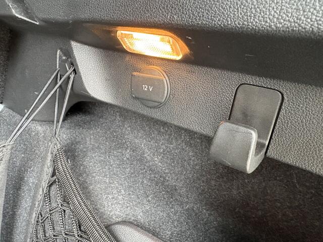 Skoda Kamiq 1.0 TSi 115pk Business Edition PANORAMADAK/VIRTUAL/CAMERA/PDC/19INCH/TREKHAAK