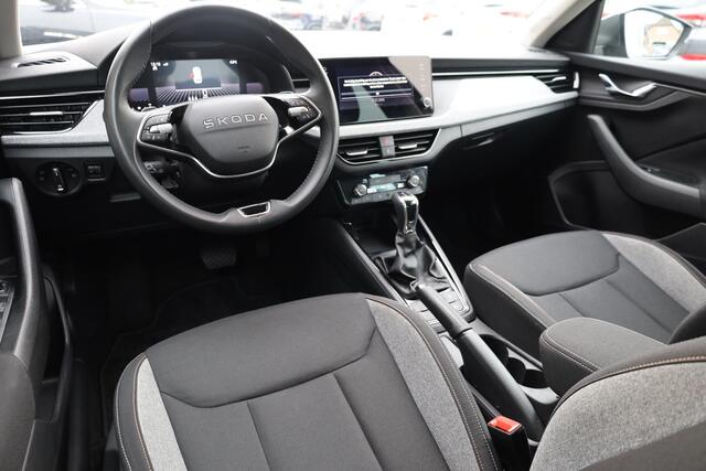 Skoda Kamiq 1.0 TSI Selection STOEL/STUURVERW. CAMERA ACC CARPLAY DAB CRUISE CLIMA LANE-ASSIST 2XPDC LMV
