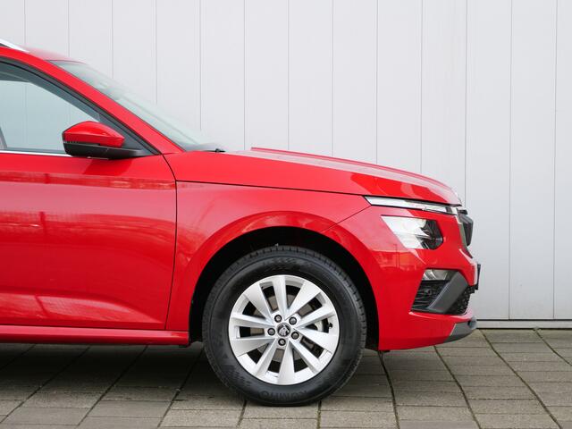 Skoda Kamiq 1.0 TSI Business Edition 116 Pk Automaat Camera / DAB / Apple Carplay / PDC / Keyless