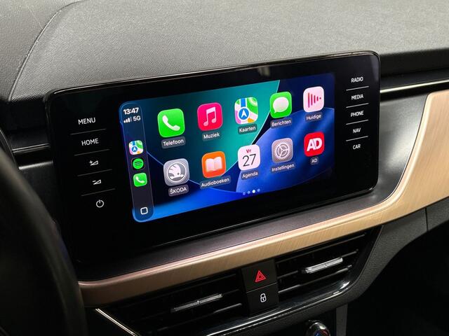 Skoda Kamiq 1.0 TSI Sport (VIRTUAL COCKPIT, APPLE CARPLAY, GROOT NAVI, CLIMATE, STOELVERWARMING, SPORTSTOELEN, PARKEERSENSOREN, KEYLESS, CRUISE, PARKEERSENSOREN, NIEUWE APK, NIEUWSTAAT)