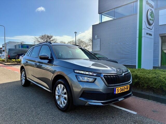 Skoda Kamiq 1.5 TSI ACT Sport Business / Carplay / Clima / Parkeersensoren achter