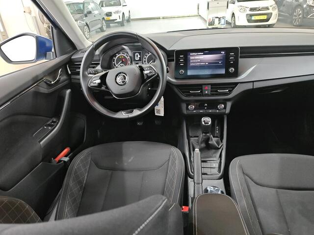 Skoda Kamiq 1.0 TSI Ambition / PDC achter / Afneembare trekhaak / 16'' LMV