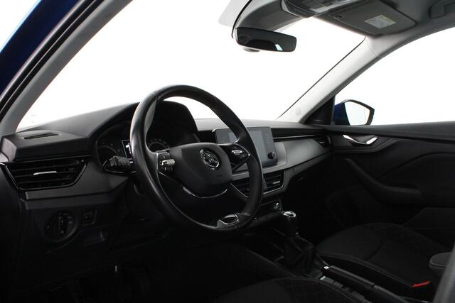 Skoda Kamiq 1.0 TSI Ambition > Race Blue/Camera/Trekhaak wegklapbaar...