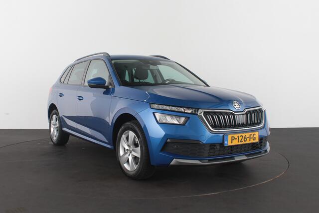 Skoda Kamiq 1.0 TSI Ambition > Race Blue/Camera/Trekhaak wegklapbaar...