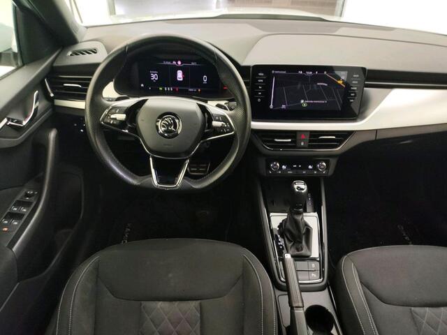 Skoda Kamiq 1.0 TSI 110pk Sport Business DSG / Navigatie / Stoelverwarming / Parkeersensoren