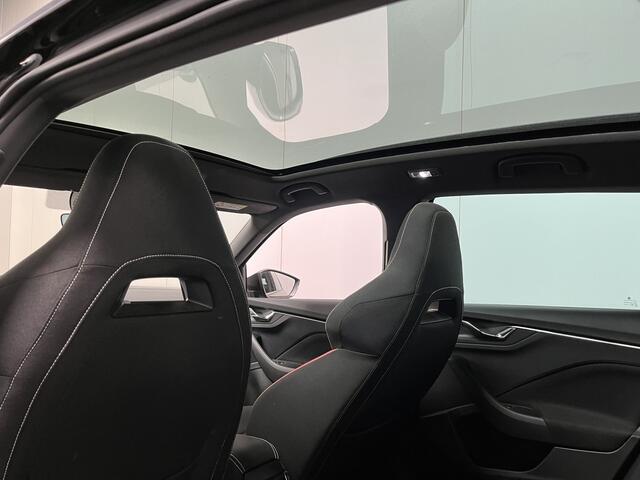 Skoda Kamiq 1.0 TSI Monte Carlo / PANO/ SMARTLINK/ STOELVERWARMING/ PARKEER SENSOREN V+A/ CAMERA/ CRUISE CONTROL/ ELEK.STOEL/ ELEK.ACHTERKLEP/ KEYLESS/ CLIMA/ DAB/ LED/ 18'' LMV