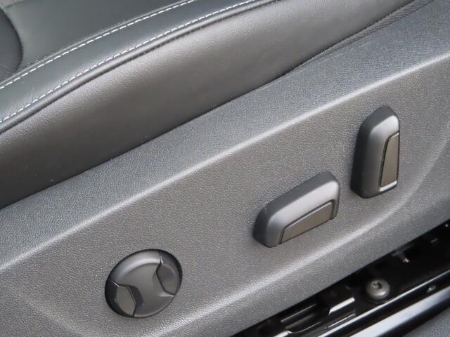 Skoda Kamiq 1.0 TSI Style DSG | lederen bekleding | stoelverwarming | navi | camera | adaptive cruise control