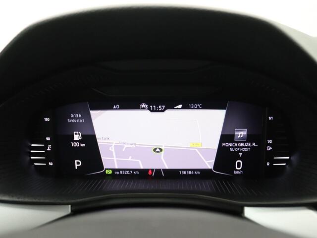 Skoda Kamiq 1.5 TSI ACT Sport Business 150PK DSG Panoramadak, Achteruitrijcamera, 18" LM Velgen, LED-Verlichting, Stoelverwarming, Navi, Adaptieve Cruise Control