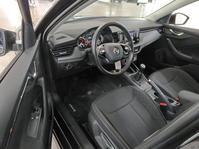 Skoda Kamiq 1.0 TSI Ambition / Parkeersensoren achter / Airco / LMV 16''