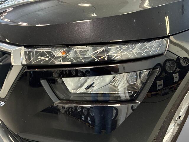 Skoda Kamiq 1.0 TSI 110pk DSG Ambition · Apple/Android Car Play · Cruise Control · P-Sensoren · 17'' Inch · Garantie t/m 20-11-2027 of 100.000km