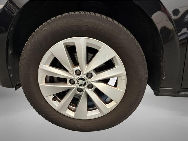 Skoda Kamiq 1.0 TSI 110pk DSG Ambition · Apple/Android Car Play · Cruise Control · P-Sensoren · 17'' Inch · Garantie t/m 20-11-2027 of 100.000km