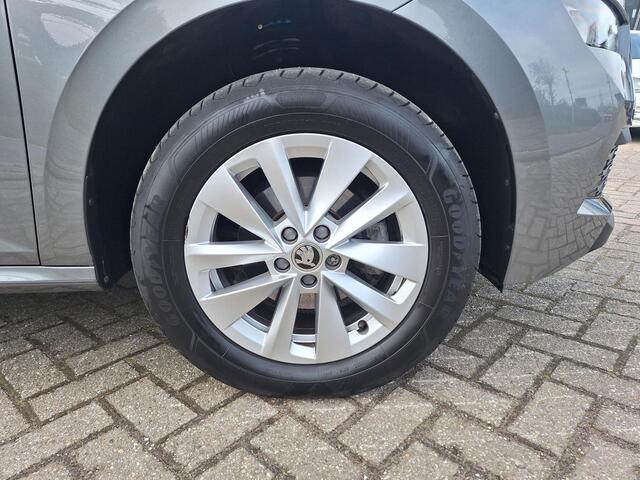 Skoda Kamiq 1.0 TSI Ambition Comfort DSG Automaat Navigatie / Parkeersensoren TRANS