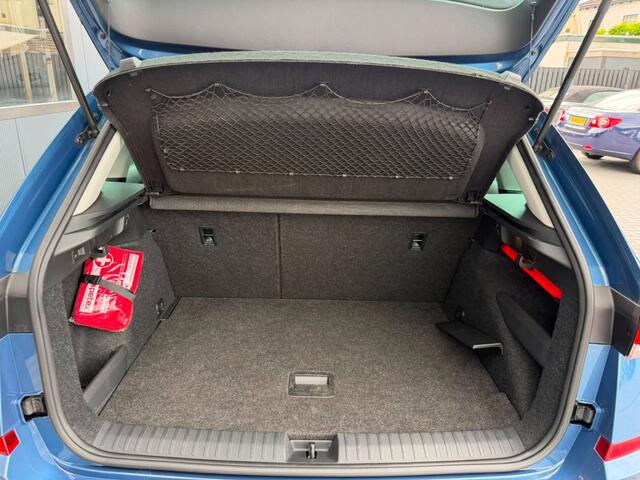 Skoda Kamiq 1.5 TSI ACT Business Edition 150pk AUT/Camera/Apple Carplay/Trekhaak/Navi